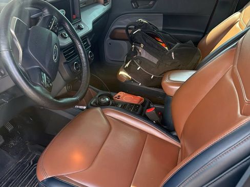 Used 2022 Ford Maverick Lariat w/ Lariat Luxury Package AWD/4WD image 4