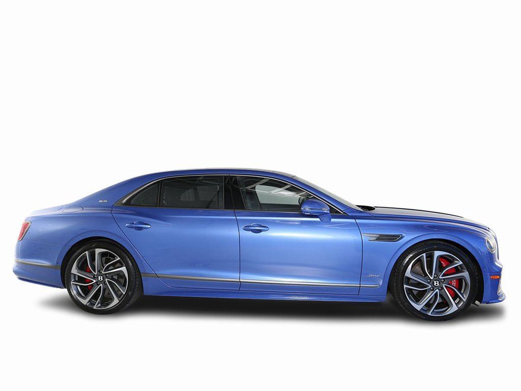 Certified 2025 Bentley Flying Spur Plug-In Hybrid w/ First Edition Specification AWD/4WD image 15