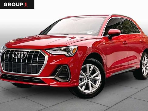 Certified 2025 Audi Q3 2.0T Premium Plus w/ Premium Plus Package AWD/4WD image 1