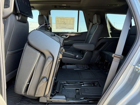 New 2026 GMC Yukon Elevation w/ Elevation Premium Package AWD/4WD image 6