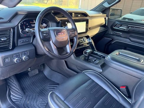 Used 2022 GMC Sierra 1500 AT4X AWD/4WD image 8