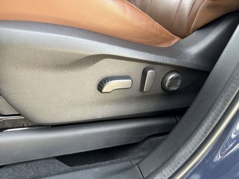 Used 2023 Subaru Ascent Touring image 20