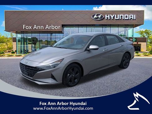 Used 2021 Hyundai Elantra SEL w/ Convenience Package FWD image 1