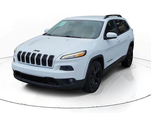 Used 2016 Jeep Cherokee High Altitude image 4