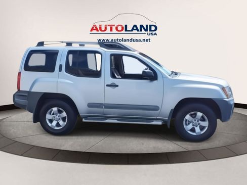 Used 2012 Nissan Xterra S w/ Value Package image 4