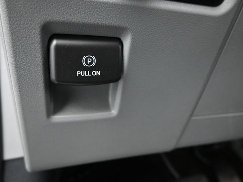 Used 2022 Ford F150 XLT image 21