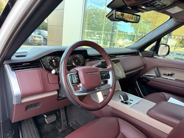 Certified 2024 Land Rover Range Rover Autobiography AWD/4WD image 12