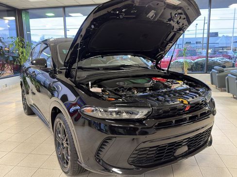 Used 2024 Dodge Hornet R/T w/ R/T Blacktop Package AWD/4WD image 63