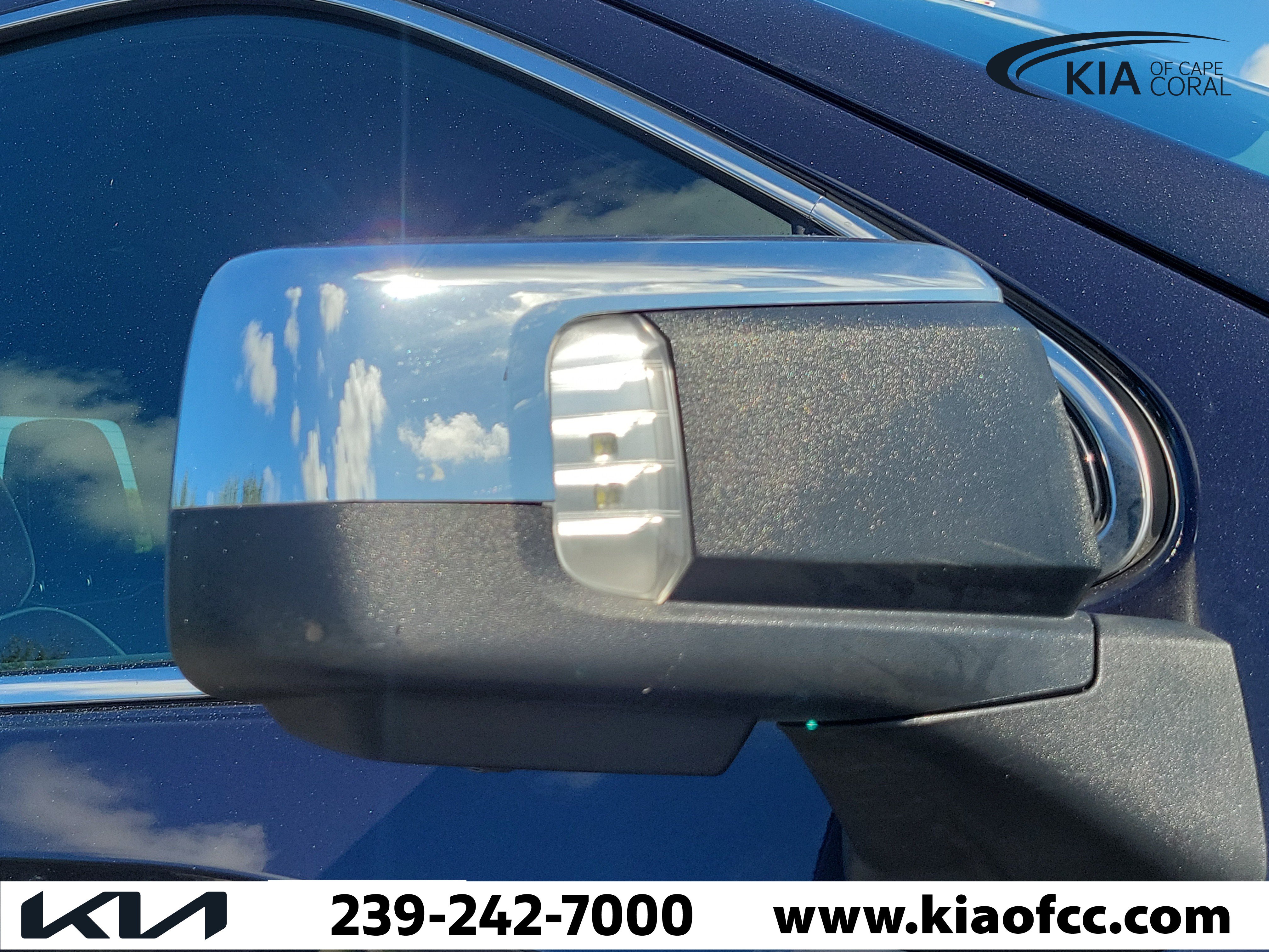 Used 2023 GMC Sierra 1500 Denali Ultimate AWD/4WD image 8