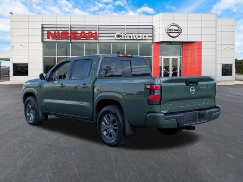 Certified 2025 Nissan Frontier SV w/ SV Convenience Package RWD image 5