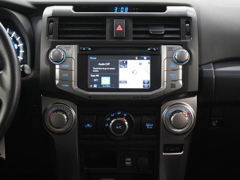 Used 2017 Toyota 4Runner SR5 Premium image 15