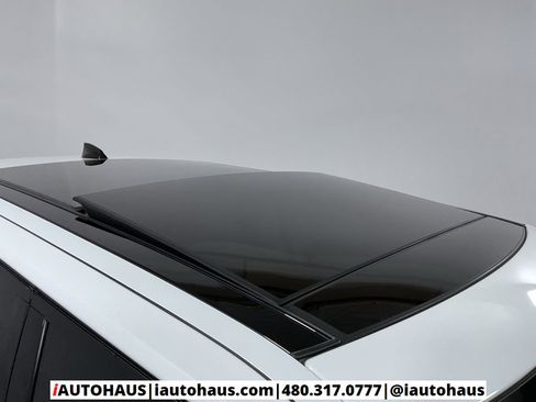 Used 2018 Land Rover Range Rover HSE image 45