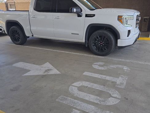Certified 2021 GMC Sierra 1500 Elevation w/ Driver Alert Package I AWD/4WD image 5