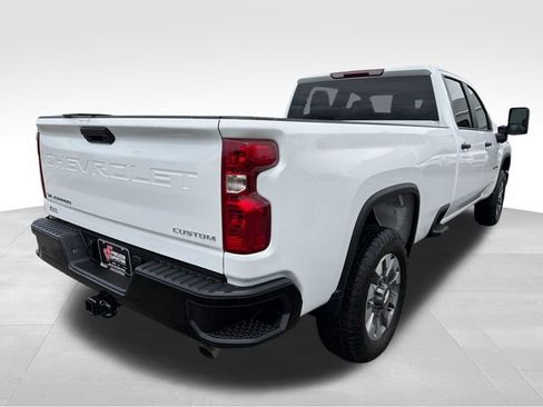 Used 2025 Chevrolet Silverado 2500 Custom RWD image 7