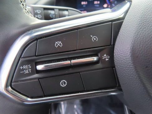 Used 2025 Chevrolet Traverse LT w/ Sun and Wheel Package AWD/4WD image 16