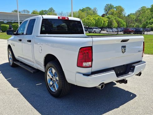 Used 2018 RAM 1500 Express w/ Express Value Package AWD/4WD image 21