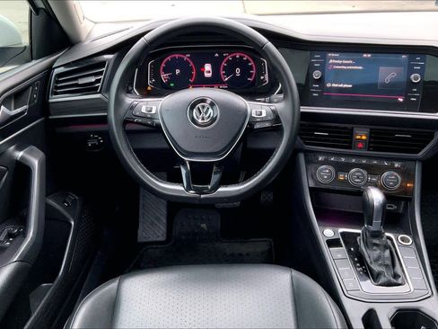 Used 2019 Volkswagen Jetta SEL image 6