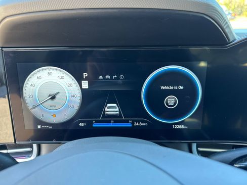 Certified 2025 Hyundai Elantra SEL image 27