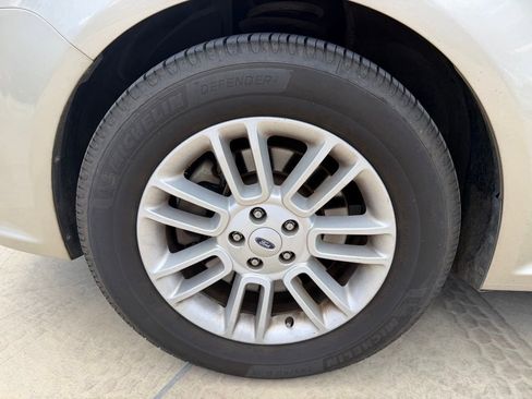 Used 2017 Ford Flex SEL FWD image 6