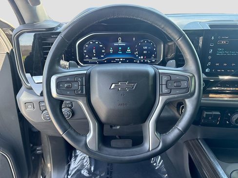 Used 2023 Chevrolet Silverado 1500 LT Trail Boss w/ Convenience Package II AWD/4WD image 11