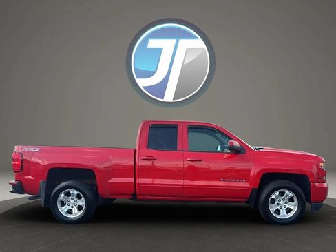 Used 2017 Chevrolet Silverado 1500 LT w/ All Star Edition AWD/4WD image 7