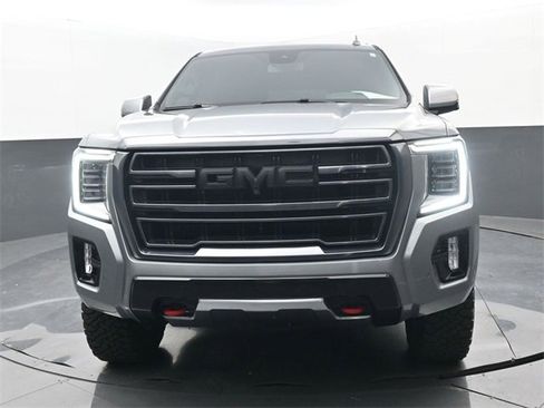 Used 2023 GMC Yukon XL AT4 w/ AT4 Premium Plus Package image 22