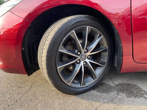 Used 2015 Toyota Camry XSE image 22