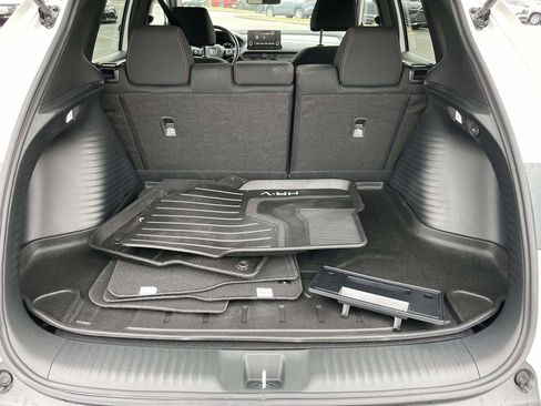 Used 2025 Honda HR-V Sport image 48