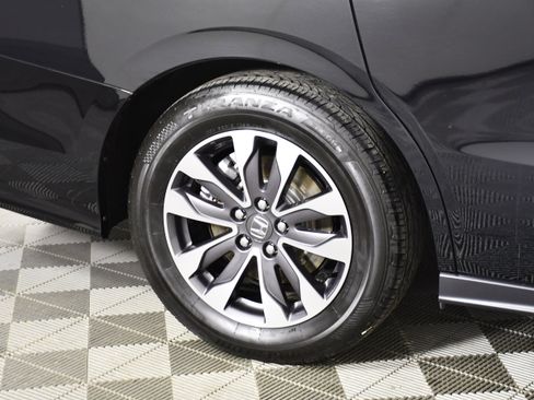 Certified 2024 Honda Odyssey EX-L image 53