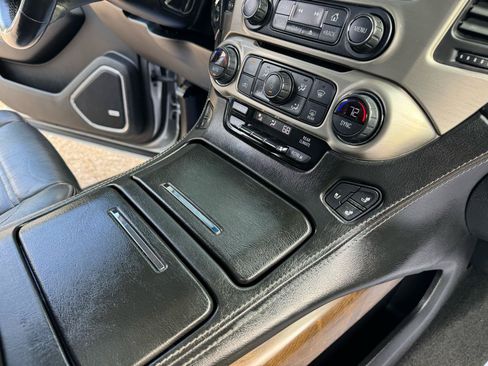 Used 2019 GMC Yukon XL Denali w/ Open Road Package AWD/4WD image 40