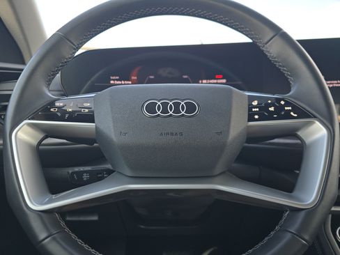 Certified 2025 Audi Q5 Premium Plus w/ Premium Plus AWD/4WD image 24