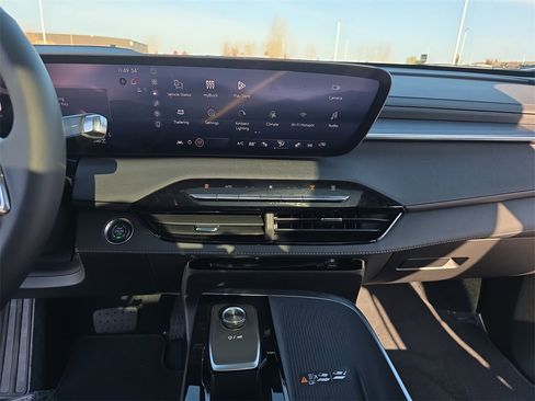 New 2026 Buick Enclave Sport Touring w/ Power Package image 21