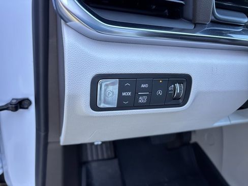 New 2026 GMC Terrain Denali w/ LPO, Black Badging Package image 26