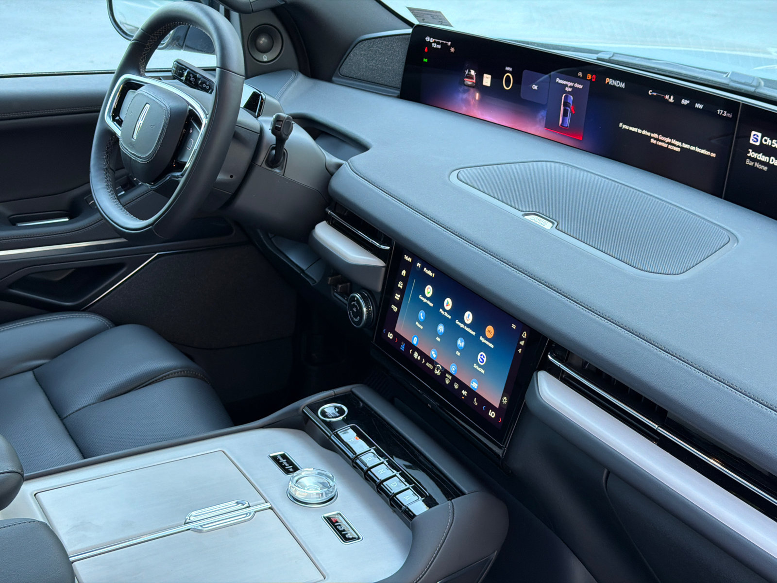 New 2026 Lincoln Navigator L Reserve AWD/4WD image 11