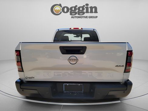 New 2026 Nissan Frontier S image 5