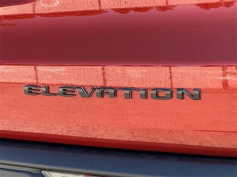 New 2025 GMC Acadia Elevation image 28