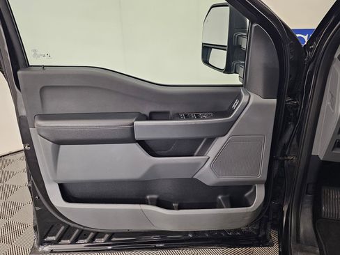 Used 2023 Ford F150 XLT w/ Trailer Tow Package image 12