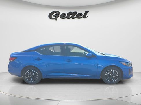 Used 2024 Nissan Sentra SV FWD image 4