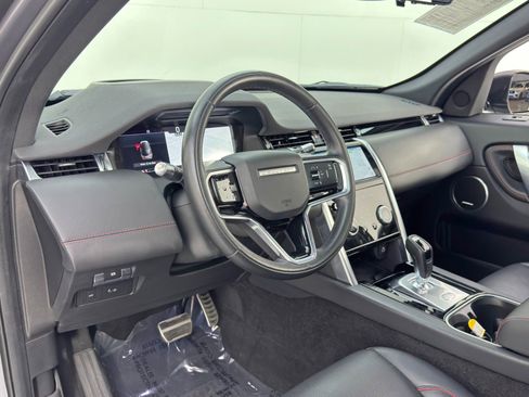 Used 2021 Land Rover Discovery Sport SE R-Dynamic image 13