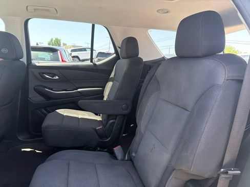 Used 2020 Chevrolet Traverse LT AWD/4WD image 22