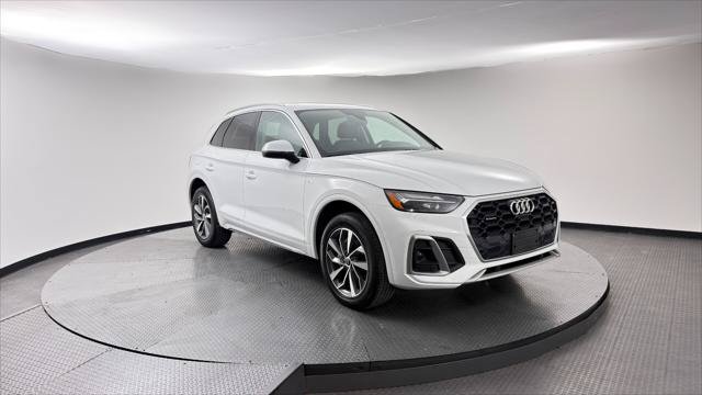 Used 2023 Audi Q5 2.0T Premium Plus w/ Premium Plus Package AWD/4WD image 11