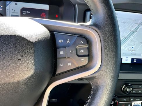 Used 2024 Ford Bronco Big Bend image 24