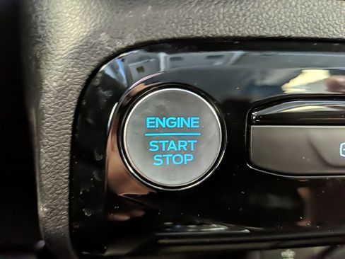 Used 2025 Ford Escape Platinum image 25