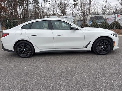 Used 2023 BMW i4 eDrive35 w/ Premium Package image 11