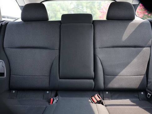 Used 2018 Subaru Outback 2.5i w/ Popular Package #1 AWD/4WD image 35