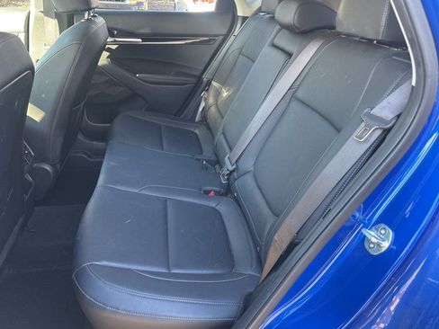 Certified 2023 Kia Seltos SX w/ SX Sunroof Package image 10