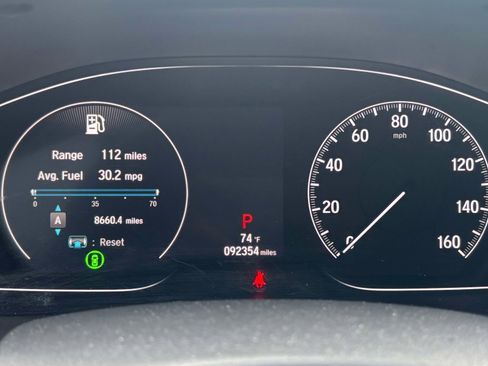 Used 2018 Honda Accord Sport image 9