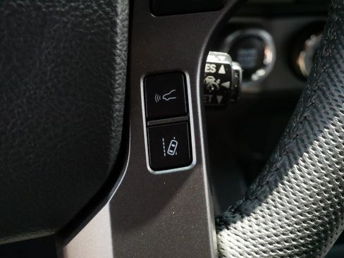Used 2023 Toyota Tacoma TRD Off-Road AWD/4WD image 25