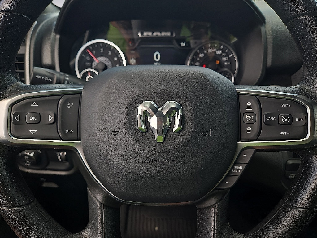 Used 2025 RAM 1500 Warlock AWD/4WD image 19