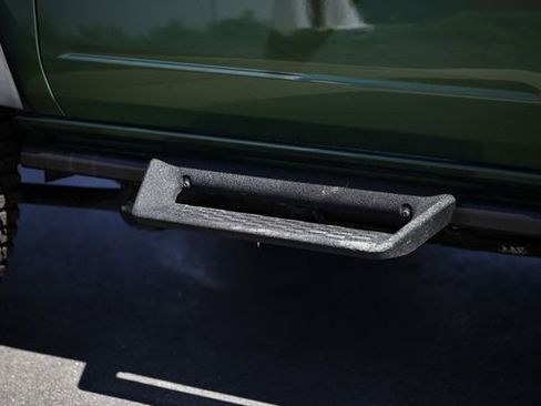 Used 2023 Ford Bronco Badlands image 14